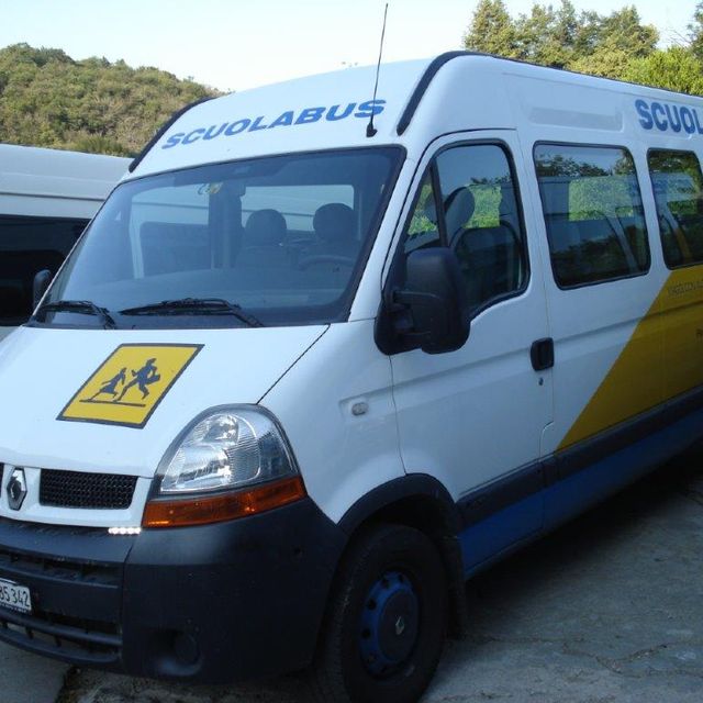 Garage Carrozzeria Bivio - Minibus trasporto studenti